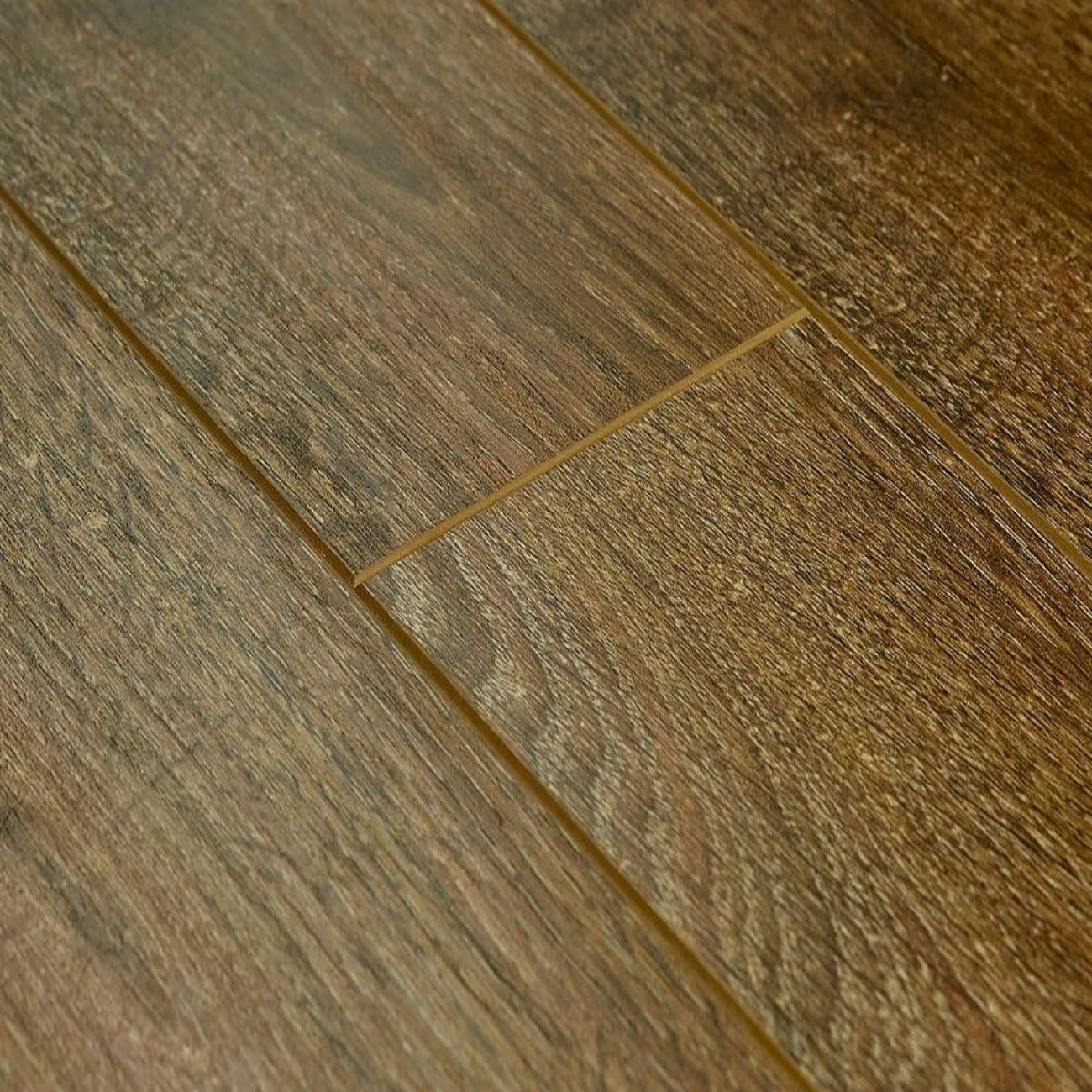 Ламинат CBM (СБМ) Коллекция CORUNA 12 мм 33 класс Дизайн 808 Орех Босковице (606.75х101.125х12 мм)