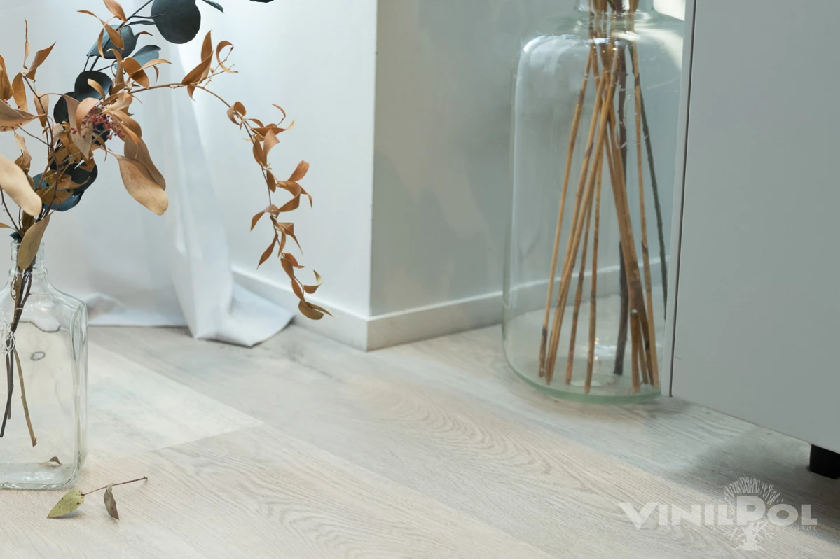 Кварц-виниловая плитка VINILAM (ВИНИЛАМ) Коллекция VINIPOL SPC Дизайн 7894-EIR Дуб Рим (1220*228*5 мм)