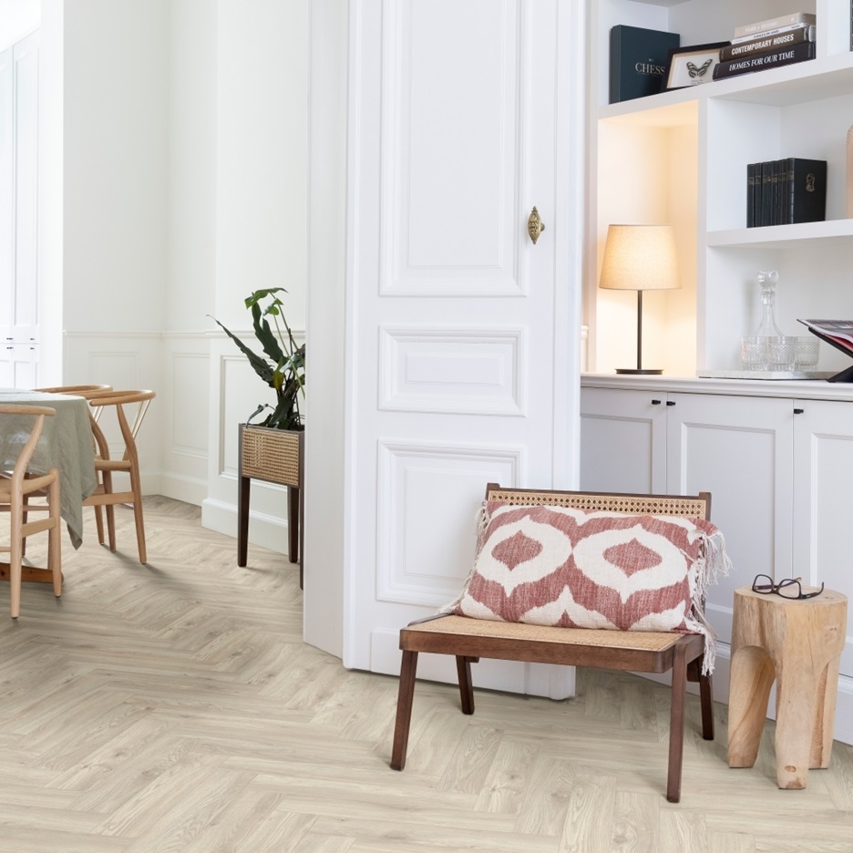 Виниловый ламинат IVC Moduleo Коллекция LAYRED HERRINGBONE Дизайн SIERRA OAK 58228 (630*126*6 мм)