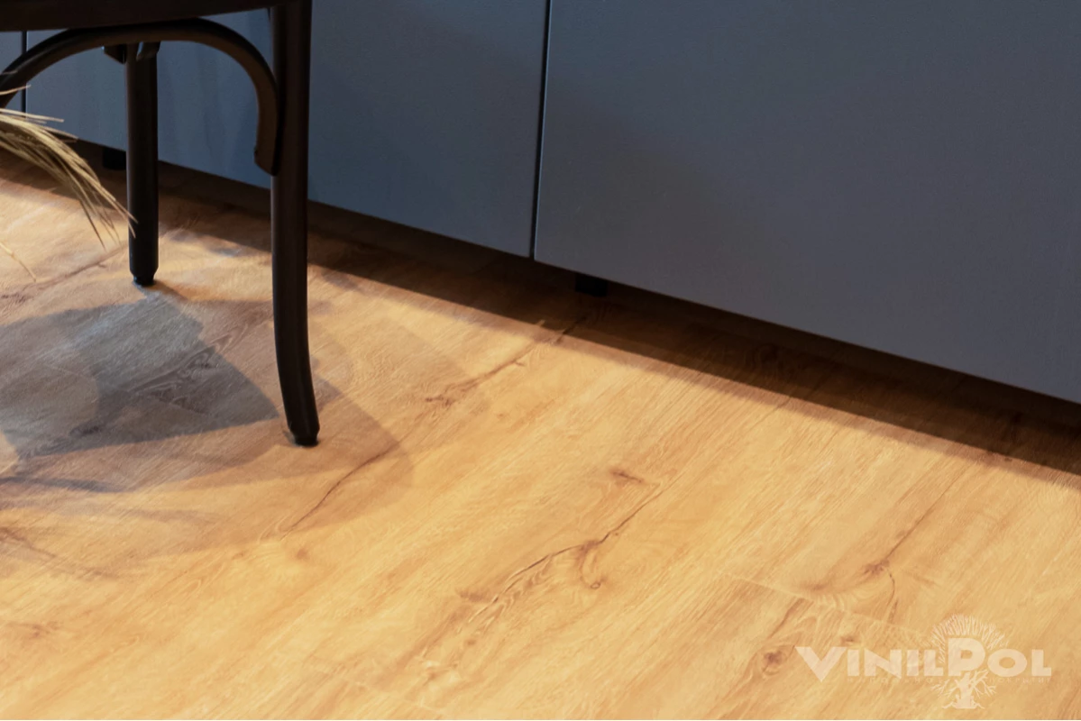 Кварц-виниловая плитка VINILAM (ВИНИЛАМ) Коллекция VINIPOL SPC Дизайн 7896 -EIR Дуб Флоренция (1220*228*5 мм)