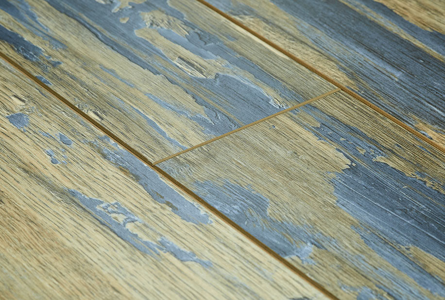 Ламинат CBM (СБМ) Коллекция CORUNA 12 мм 33 класс Дизайн 806 Орех Орлик (606.75х101.125х12 мм)