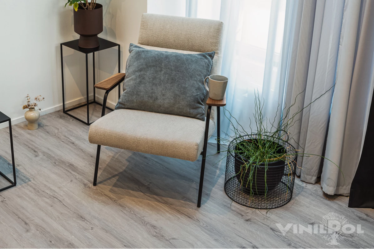 Кварц-виниловая плитка VINILAM (ВИНИЛАМ) Коллекция VINIPOL SPC Дизайн 7897 -EIR Дуб Неаполь (1220*228*5 мм)