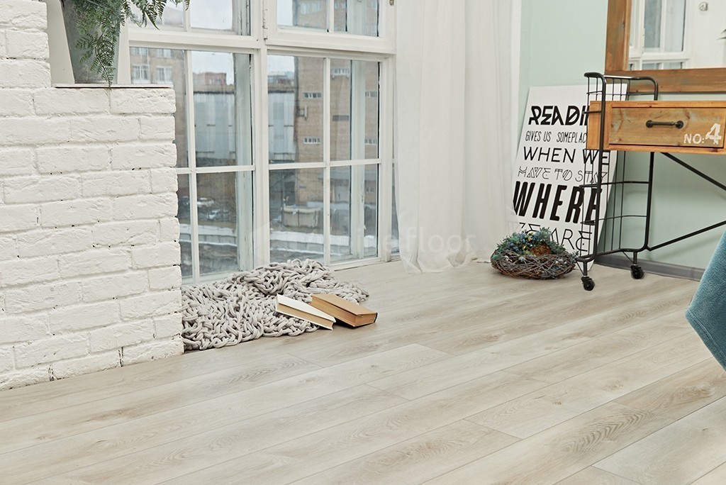 Виниловый (SPC) ламинат ALPINE FLOOR Коллекция PREMIUM XL Дизайн ECO 7-2 Дуб Белая ночь (1524*180*8мм)